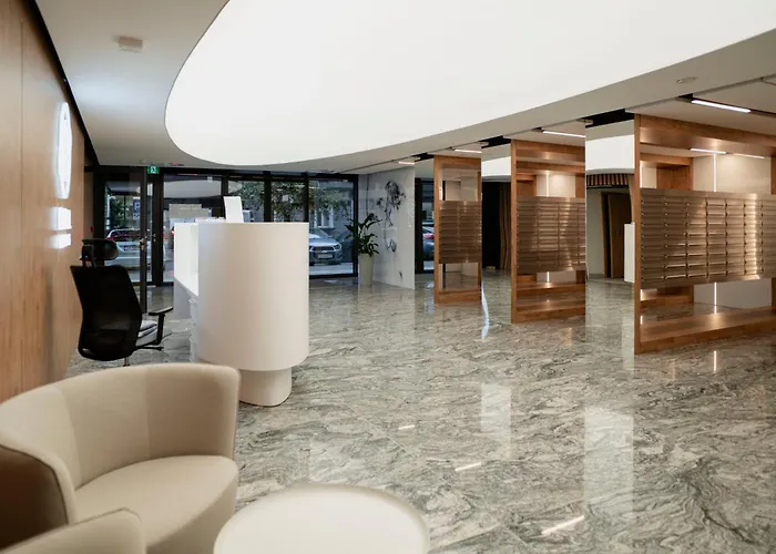 Global * קטוביץ